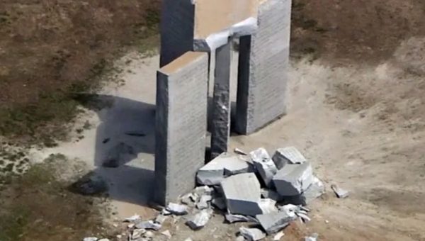 「世界の人口を5億人に維持する」と刻まれた石碑[ジョージア・ガイドストーン]が破壊された　2022-07-07